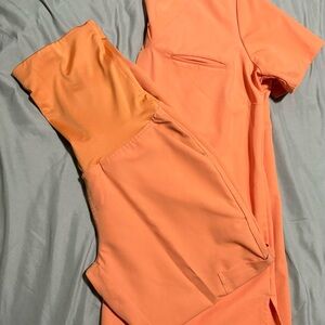 Maternity scrubs